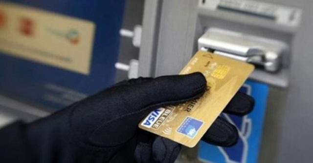 "Bốc hơi" 100 triệu đồng dù thẻ ATM Agribank còn nằm trong túi